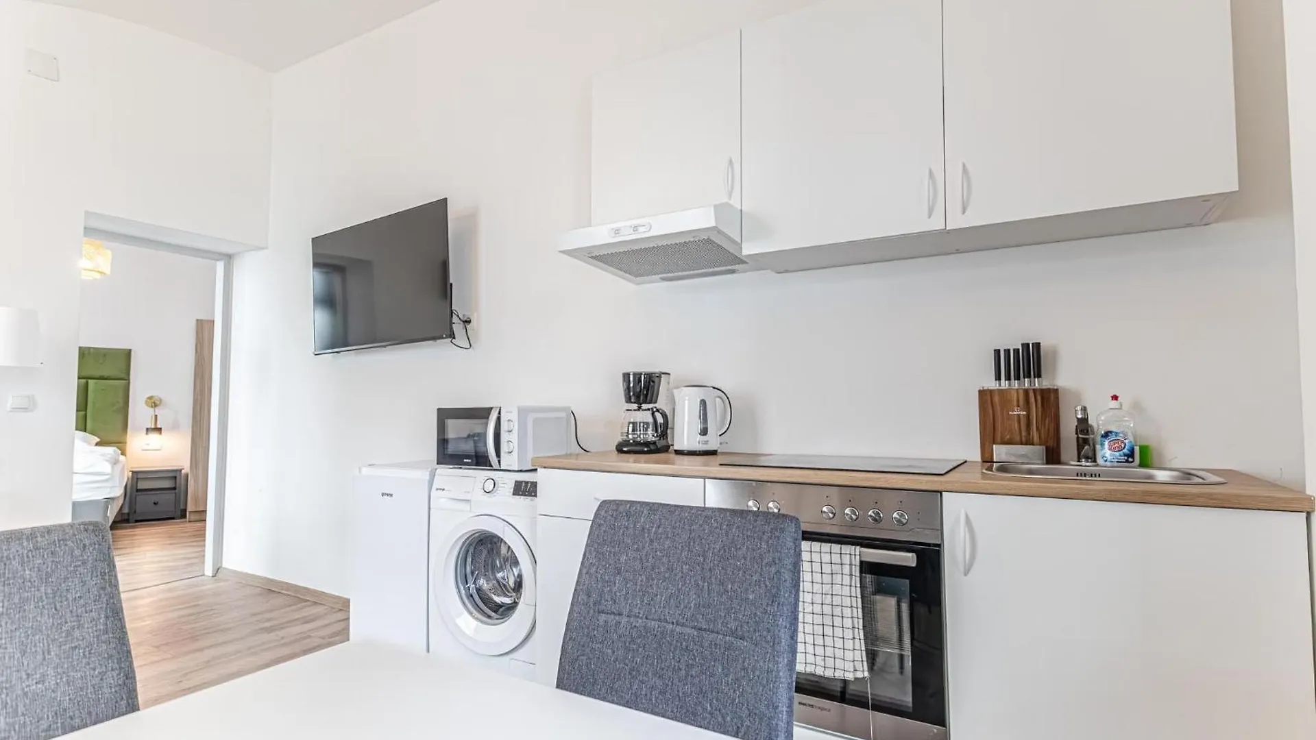 Westbahnhof Kingbed 1Br Apt With Ensuite Washer 비엔나 아파트